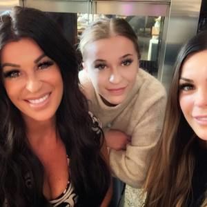 Meet your Posher, Dawn